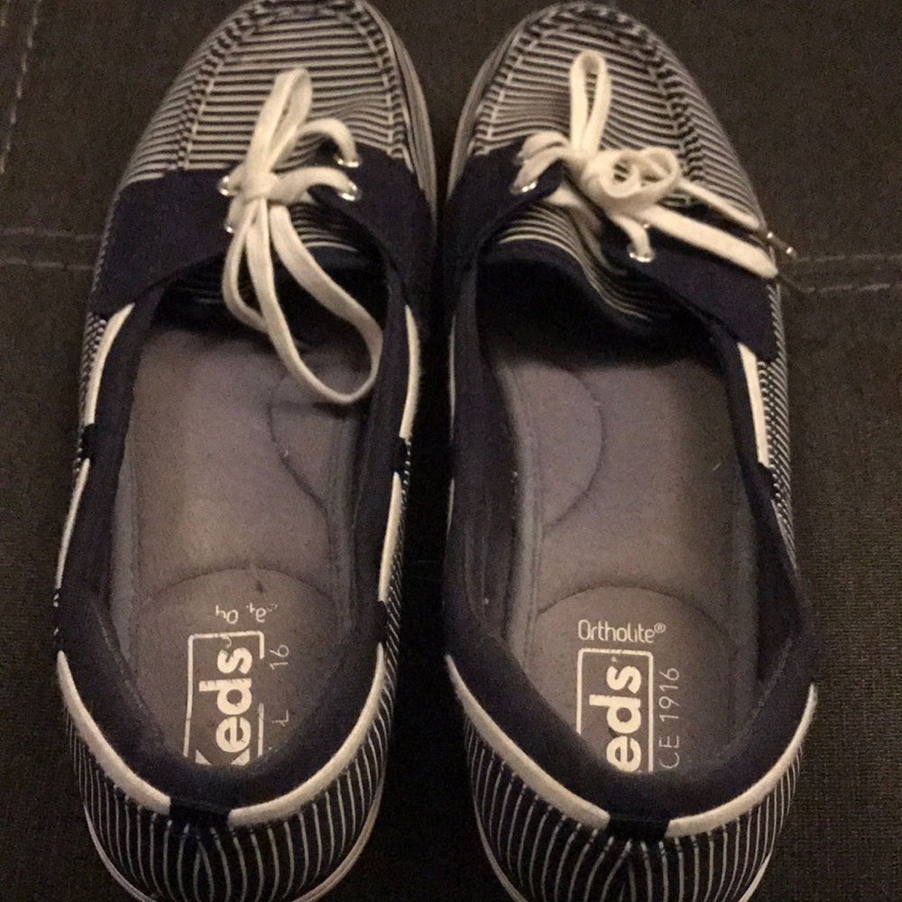 Cute Ked boat shoes! Still have box! 🎉🎉🎉